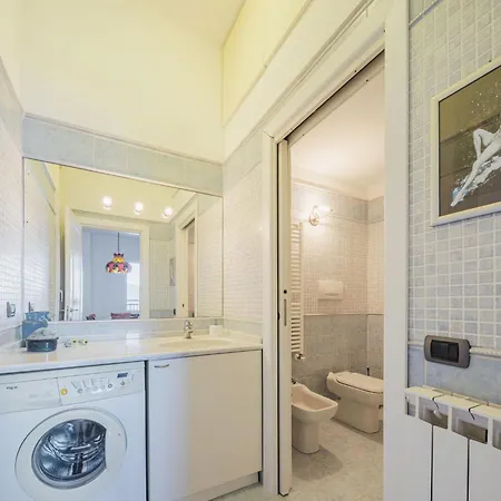 Lambrusca By Interhome Moneglia