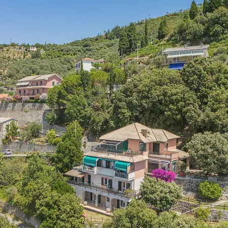 Lambrusca By Interhome * Moneglia