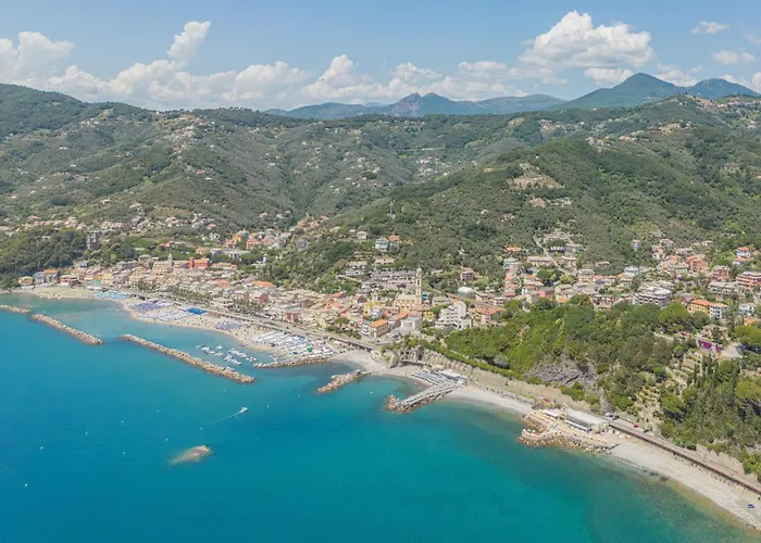 Lambrusca By Interhome Moneglia