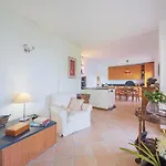 Lambrusca By Interhome Apartamento Moneglia