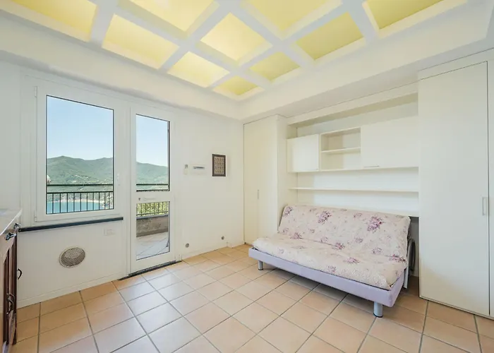 Lambrusca By Interhome Apartman Moneglia