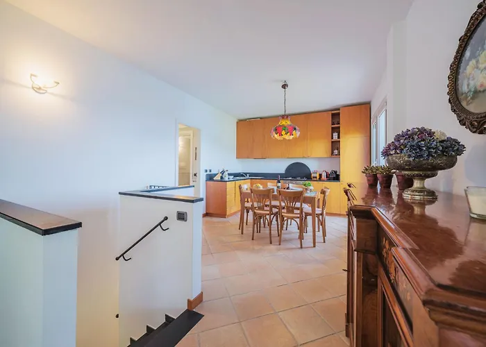 Lambrusca By Interhome